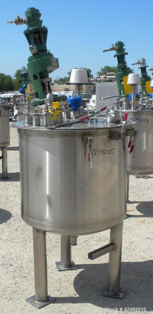 Used Tank, 80 Gallon, 304 Stainless Steel, Vertical. 30" Diameter x 24" straight side. Open top with a 2 piece cover, 1/2 bolt on, 1/2 clamp, dished bottom. Off center top entering Lightnin air opera...