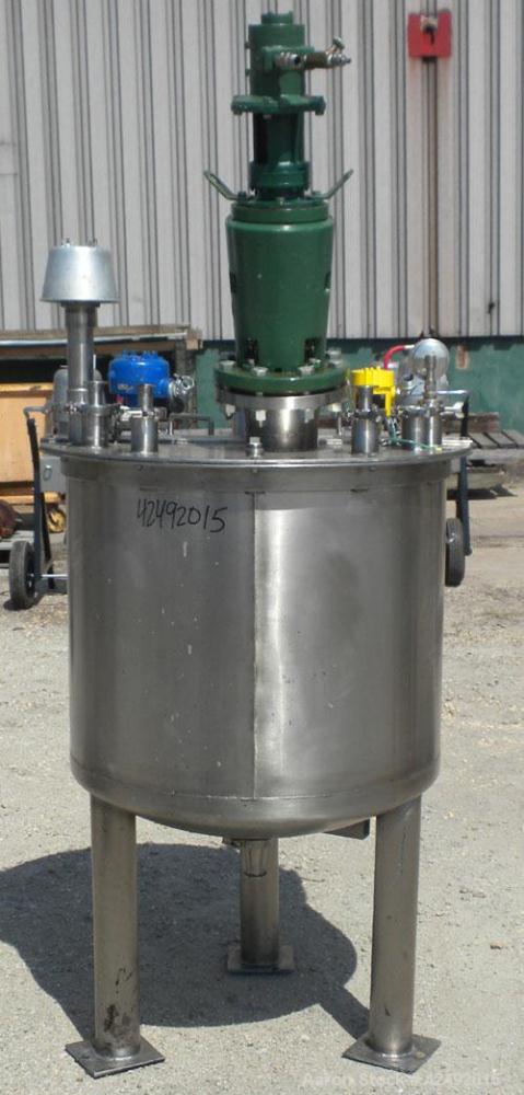 Used Tank, 80 Gallon, 304 Stainless Steel, Vertical. 30" Diameter x 24" straight side. Open top with a 2 piece cover, 1/2 bolt on, 1/2 clamp, dished bottom. Off center top entering Lightnin air opera...