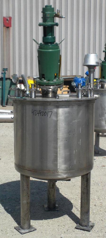 Used Tank, 80 Gallon, 304 Stainless Steel, Vertical. 30" Diameter x 24" straight side. Open top with a 2 piece cover, 1/2 bolt on, 1/2 clamp, dished bottom. Off center top entering Lightnin air opera...