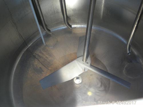 Used Tank, 80 Gallon, 304 Stainless Steel, Vertical. 30" Diameter x 24" straight side. Open top with a 2 piece cover, 1/2 bolt on, 1/2 clamp, dished bottom. Off center top entering Lightnin air opera...