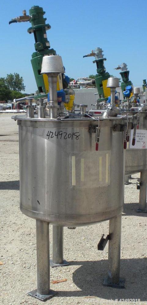 Used Tank, 80 Gallon, 304 Stainless Steel, Vertical. 30" Diameter x 24" straight side. Open top with a 2 piece cover, 1/2 bolt on, 1/2 clamp, dished bottom. Off center top entering Lightnin air opera...