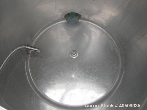 Used- Tank, 100 gallon, 321 stainless steel, vertical. 30" diameter x 35" straight side. Flat top with 1/2 hinged cover, slo...