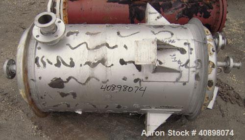 Used Pharmacia Pressure Receiver, 85 Gallon, 304 Stainless Steel, Vertical. 24" diameter x 42" straight side, dish top and bottom. Internal rated 90 psi/ fv at -155 to 122 deg.f.. Openings top 1", (2...