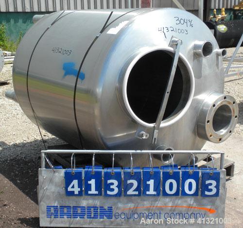 Used Tank, 375 Gallon, 304 Stainless Steel, Vertical. Approximately 46" diameter x 48" straight side, dish top and bottom. Openings top 18" manway, no cover, (2) 4" tri-clamp, (2) 2" tri-clamp, 8" of...