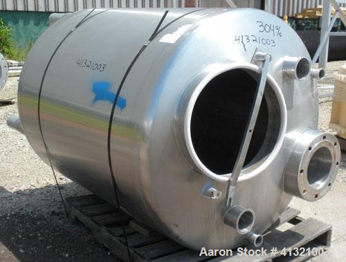 Used Tank, 375 Gallon, 304 Stainless Steel, Vertical. Approximately 46" diameter x 48" straight side, dish top and bottom. Openings top 18" manway, no cover, (2) 4" tri-clamp, (2) 2" tri-clamp, 8" of...