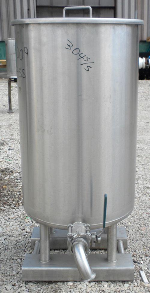 Used Lewis Process Systems Tank, 60 Gallon, 304 Stainless Steel, Vertical. 22" diameter x 36" straight side. Flat open top with removable cover, sloped bottom. 2" sanitary side bottom outlet. Mounted...