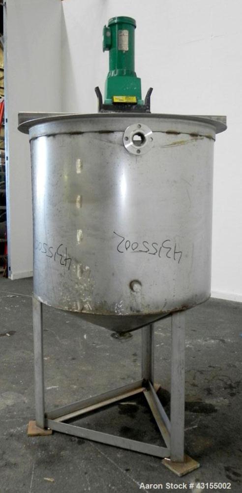 Used- Tank, 275 Gallon, 304 Stainless Steel, Vertical. Approximate 44-3/4" diameter x 40" straight side, open top, no cover,...