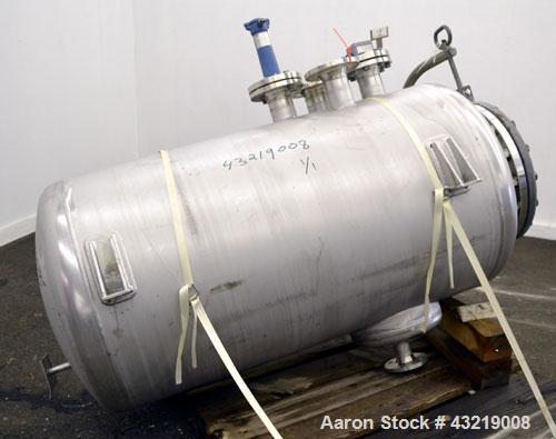 Used Inox-Maurer AG Tank, 760 Liter (200 Gallon), 316L Stainless Steel, Horizontal. Approximate 31” diameter x 51” straight side, dished ends. Internal rated -1/2 bar (-14.50/29 psi) at 120 degrees C...