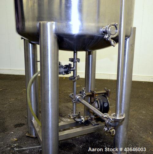 Used Tank, 90 Gallon, 304 Stainless Steel, Vertical. Approximate 28" diameter x 32" straight side. Flat top with a  hinged cover, dished bottom. Sidewall sight glass (has cracks). Clamp on Agimex agi...
