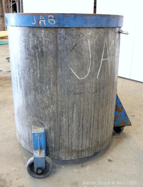 Used- Tank, 400 Gallons, 304 Stainless Steel, Vertical. Approximate 49" diameter x 51" straight side, open top, no cover, sl...