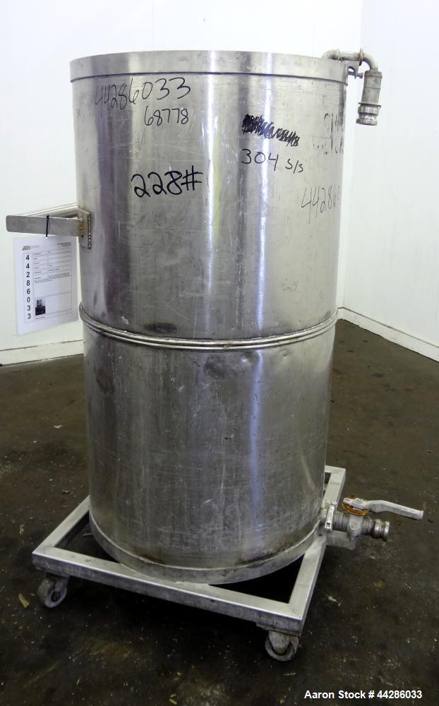 Used- 150 Gallon Stainless Steel Tank