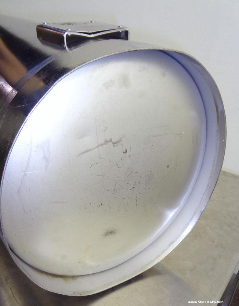 Used 10.5 Gallon Stainless Steel DeJong Gorredijk Pressure Tank