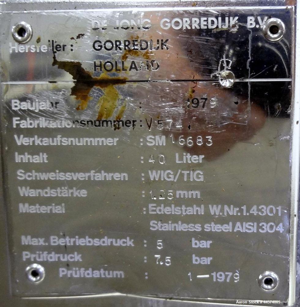 Used 10.5 Gallon Stainless Steel DeJong Gorredijk Pressure Tank