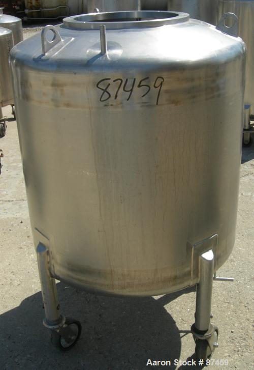 Used Northland Stainless Pressure Tank, 500 Liter (132 Gallon), 316 Stainless Steel, Vertical. 34" Diameter x 32" straight side, dished top and bottom. Internal rated 30 psi at -20 to 300 deg F. Open...