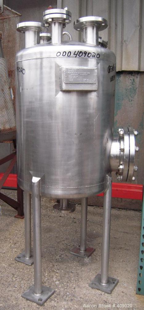 Used Northland Stainless Pressure Tank, 55 Gallon, 316L Stainless Steel, Vertical. 24" diameter x 26 1/2" straight side, dish top and bottom. Internal rated 100/fv at 150 deg F. Openings: top (2) 2",...