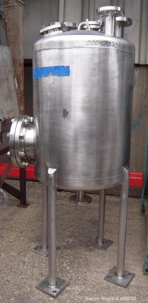 Used Northland Stainless Pressure Tank, 55 Gallon, 316L Stainless Steel, Vertical. 24" diameter x 26 1/2" straight side, dish top and bottom. Internal rated 100/fv at 150 deg F. Openings: top (2) 2",...
