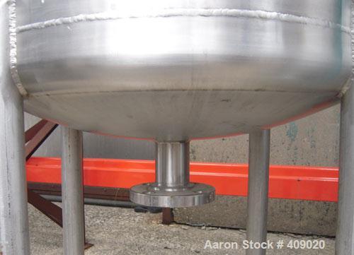 Used Northland Stainless Pressure Tank, 55 Gallon, 316L Stainless Steel, Vertical. 24" diameter x 26 1/2" straight side, dish top and bottom. Internal rated 100/fv at 150 deg F. Openings: top (2) 2",...