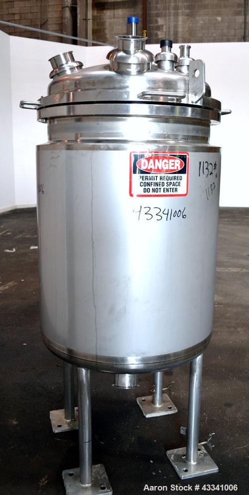 Used Northland Stainless Pressure Tank, 500 Liter (132.12 Gallon), 316L Stainless Steel, Vertical. 30” Diameter x 37” straight side. Bolt on counter balanced hinged dished top, dish bottom. Internal ...