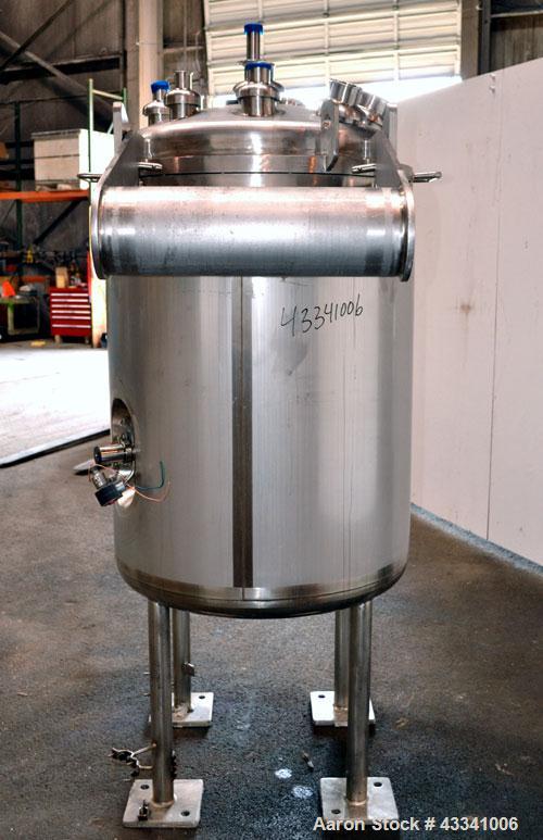 Used Northland Stainless Pressure Tank, 500 Liter (132.12 Gallon), 316L Stainless Steel, Vertical. 30” Diameter x 37” straight side. Bolt on counter balanced hinged dished top, dish bottom. Internal ...