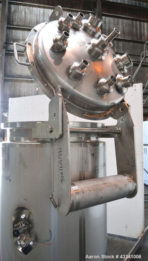 Used Northland Stainless Pressure Tank, 500 Liter (132.12 Gallon), 316L Stainless Steel, Vertical. 30” Diameter x 37” straight side. Bolt on counter balanced hinged dished top, dish bottom. Internal ...