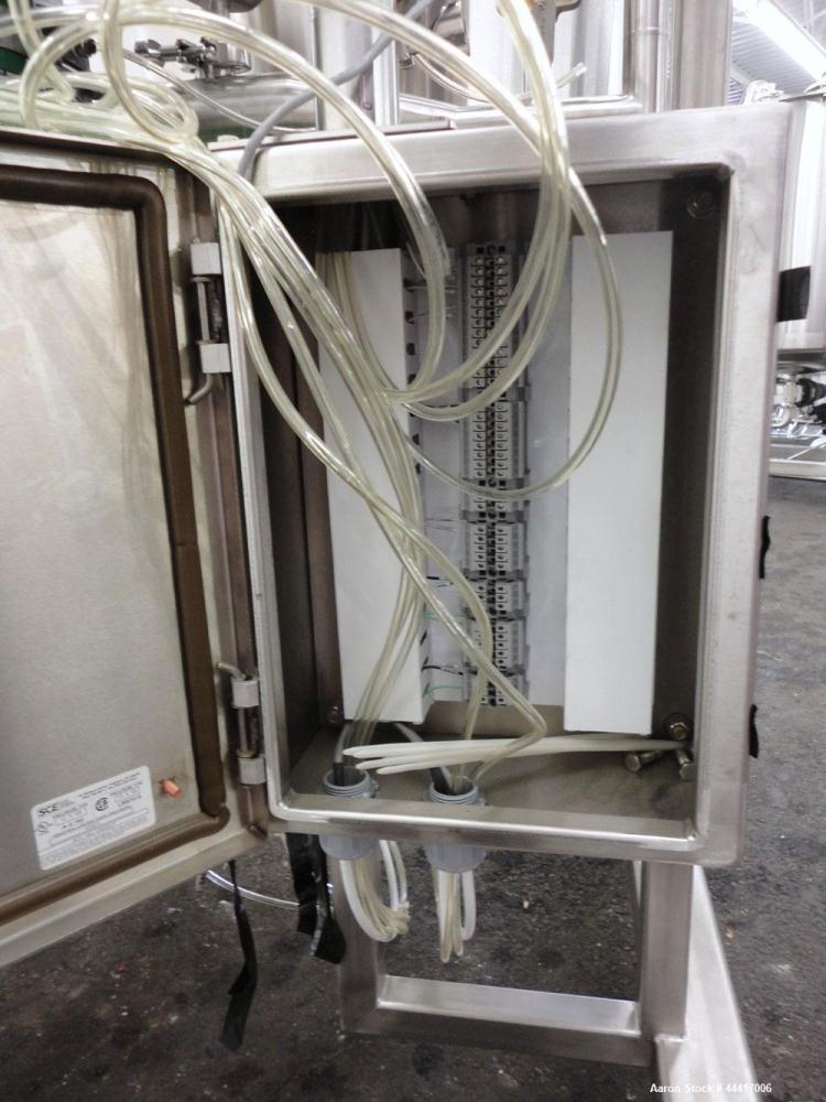 750 Liter Stainless Steel Northland Stainless Tank, Model 2065LV
