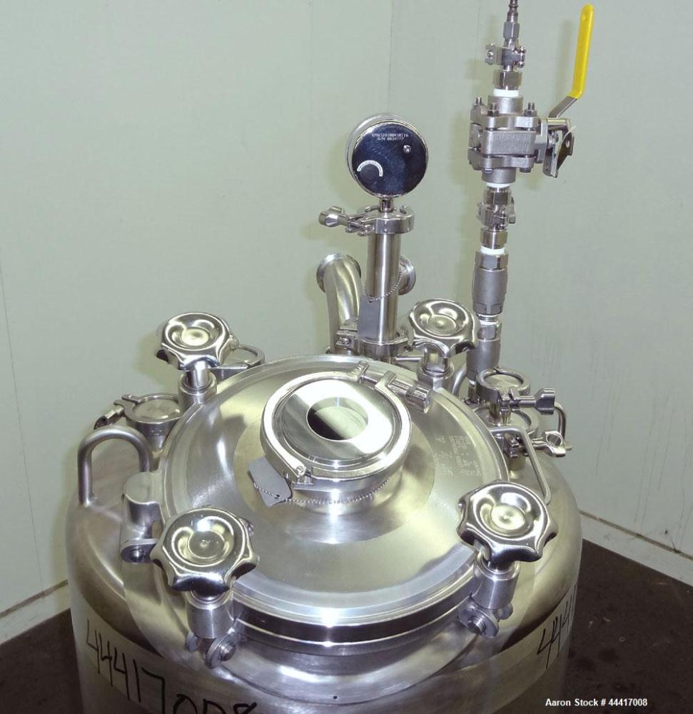 Unused- Northland Stainless Pressure Tank, 200 Liter (52.8 Gallon), 316 L Stainless Steel, Vertical.  24" Diameter x 30-1/2" straight side, dished top and bottom.  Internal rated  50 psi/full vacuum ...