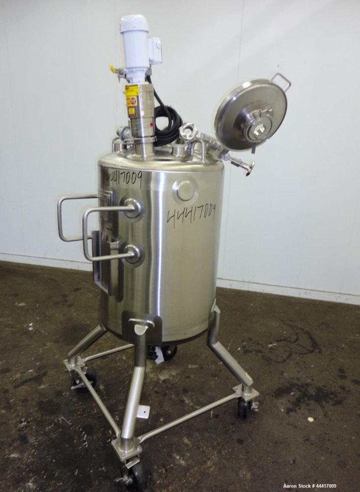 Unused- Northland Stainless Pressure Tank, 200 Liter (52.8 Gallon), 316 L Stainless Steel, Vertical.  24" Diameter x 30-1/2" straight side, dished top and bottom.  Internal rated 50 psi/full vacuum a...