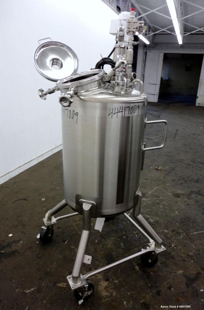 Unused- Northland Stainless Pressure Tank, 200 Liter (52.8 Gallon), 316 L Stainless Steel, Vertical.  24" Diameter x 30-1/2" straight side, dished top and bottom.  Internal rated 50 psi/full vacuum a...