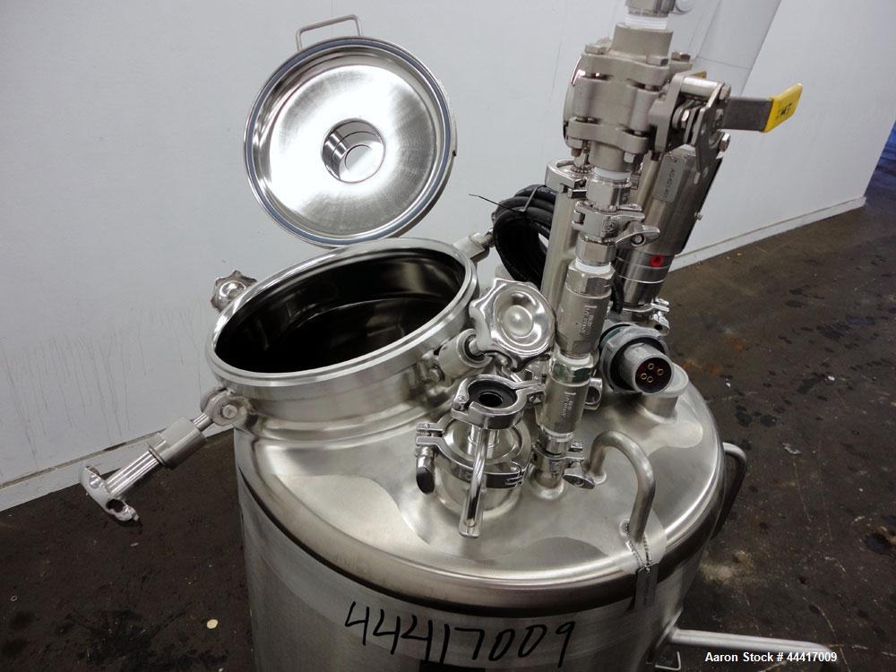Unused- Northland Stainless Pressure Tank, 200 Liter (52.8 Gallon), 316 L Stainless Steel, Vertical.  24" Diameter x 30-1/2" straight side, dished top and bottom.  Internal rated 50 psi/full vacuum a...