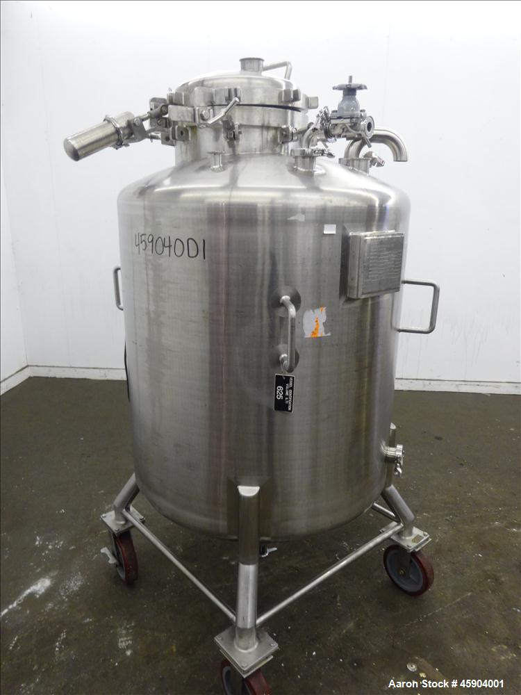 Used Northland Stainless Pressure Tank, Approximate 150 Gallon, 316L Stainless Steel, Vertical. 35-5/8" Diameter x 32" straight side. Dished top and bottom. Internal rating Full Vacuum 50 psi at 300 ...
