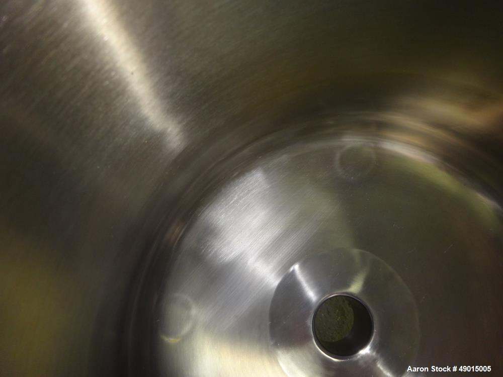 Used Northland Stainless Tank, Approximately 9 Gallon, 316 Stainless Steel, Ver