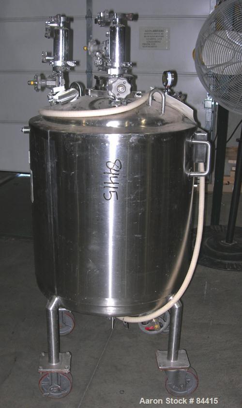 USED: Northland Stainless pressure tank, 60 gallon, 316 stainless steel, polished internal. 24" diameter x 32" straight side, dished top and bottom. Internal rated FV/50 psi at 400 deg F. (1) Spray b...