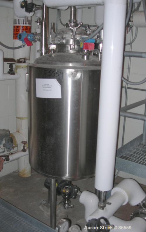 USED: Northland stainless pressure tank, 60 gallon, 316L stainless steel, vertical. 12" diameter x 29" straight side, dish top and bottom. Internal rated FV/50 psi at 350 degrees F. Openings: top 1-1...