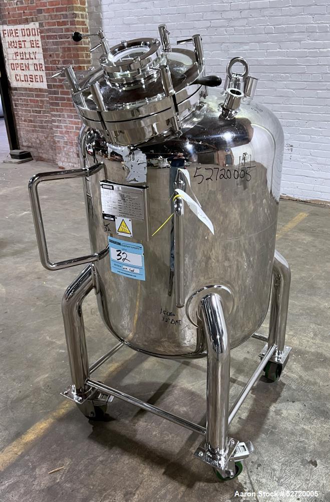 Olsa 250 Liter Vertical 316L Stainless Steel Pressure Tank