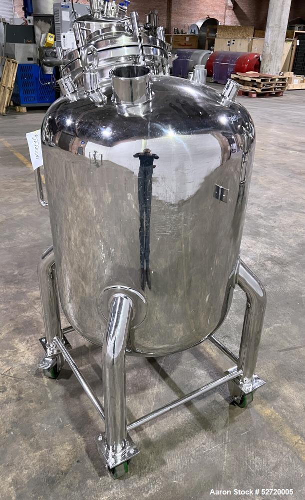 Olsa 250 Liter Vertical 316L Stainless Steel Pressure Tank