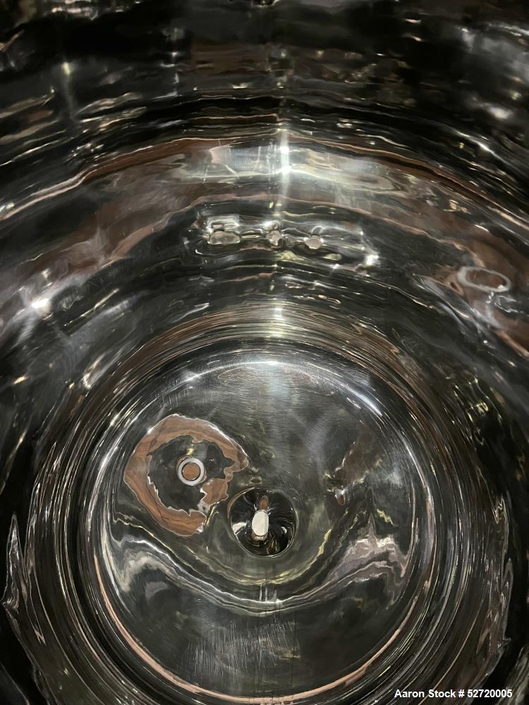 Olsa 250 Liter Vertical 316L Stainless Steel Pressure Tank