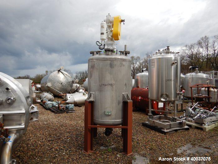 Used 425 Gallon Stainless Steel P.X. Engineering Pressure Tank, Model HV45957C-