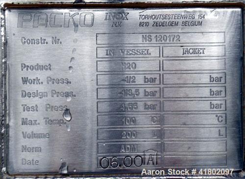 Used Packo Inox Pressure Tank, 52.8 gallon (200 liter), 316 stainless steel, vertical. Approximate 20’’ diameter x 34’’ straight side. Flat bolt on top, dished bottom. Internal rated –14.5 psi/50 psi...