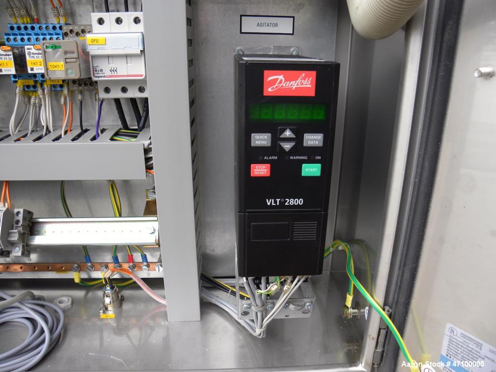 Used Packo Inox Pressure Tank, 52.8 Gallon (200 Liter), 316 Stainless Steel, Vertical. Approximate 20 diameter x 34 straight side. Flat bolt on top, dished bottom. Internal rated 14.5 psi/50 psi (-1/...