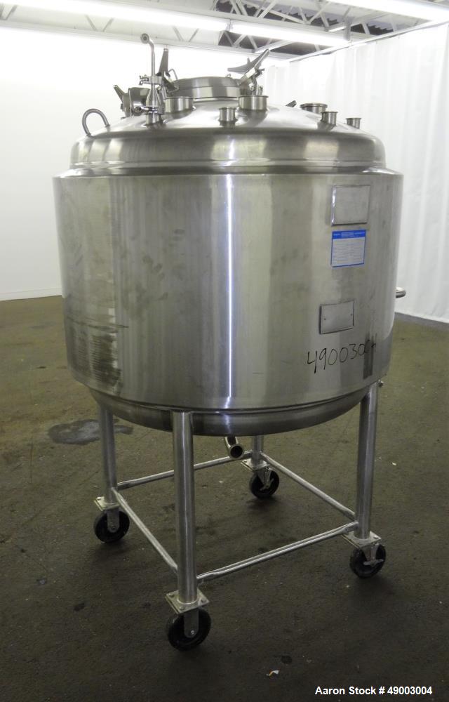 Used Mueller Pressure Tank, 590 Liter (155.86 Gallon).