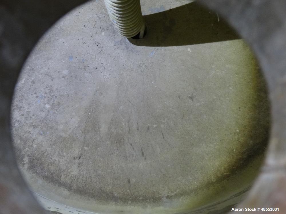 Used Paul Mueller Pressure Tank, 100 Gallon, 304 Stainless Steel, Vertical.