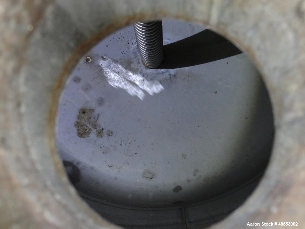 Used Paul Mueller Pressure Tank, 100 Gallon, 304 Stainless Steel, Vertical.