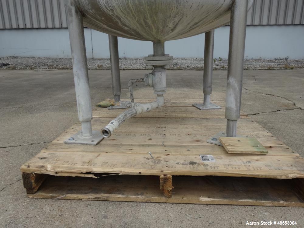 Used Paul Mueller Pressure Tank, 100 Gallon, 304 Stainless Steel, Vertical.
