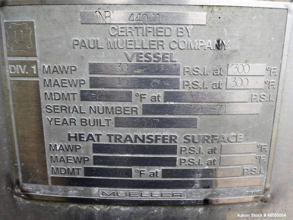 Used Paul Mueller Pressure Tank, 100 Gallon, 304 Stainless Steel, Vertical.