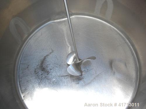 Used Perma San Tank, 170 Gallon, Model 170 GAL OVS, 316 Stainless Steel, Vertical.  38 1/2" diameter x 35 1/2" straight side, flat top with hinged cover, sloped bottom.  Lightnin model XJ-33 clamp on...