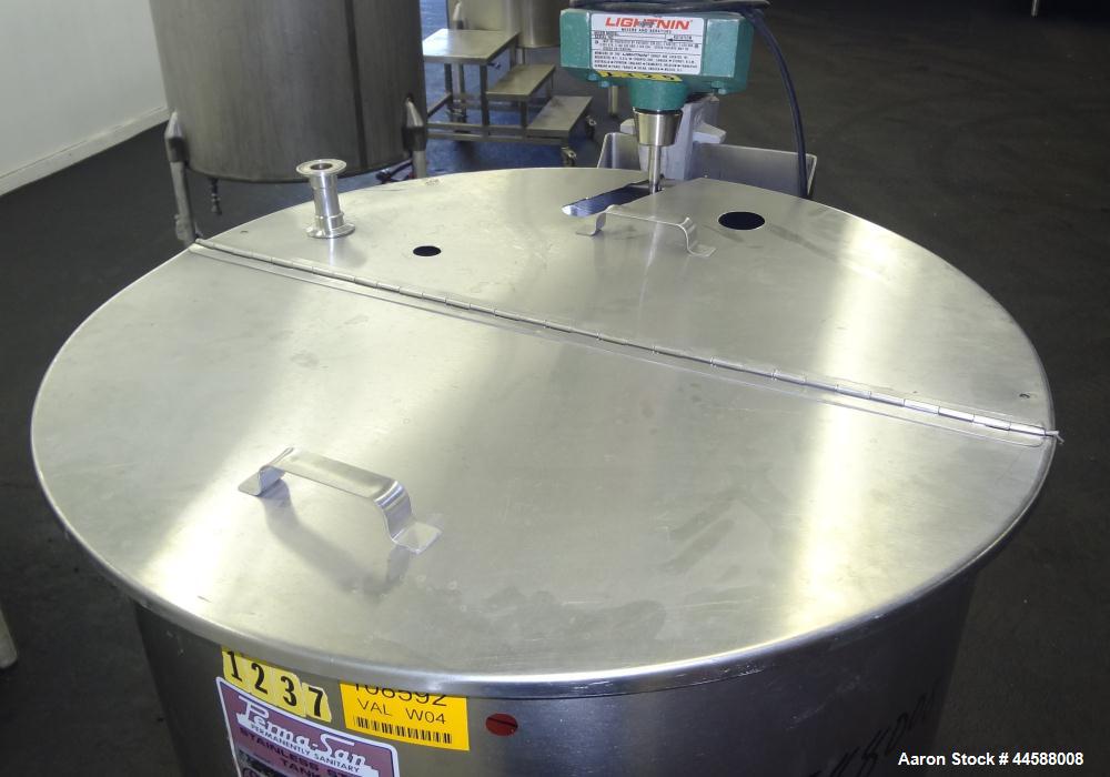 Used Perma-San Tank, 120 Gallons, Model OVS, 316 Stainless Steel, Vertical. Approximately 30" diameter x 41" straight side, open top with 1/2 hinged covers, sloped bottom.  Clamp on Lightnin agitator...