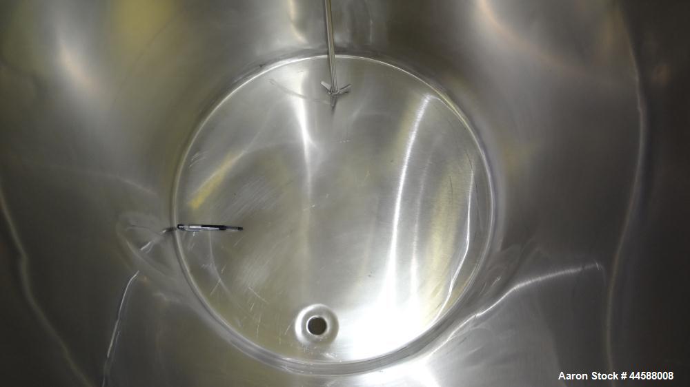 Used Perma-San Tank, 120 Gallons, Model OVS, 316 Stainless Steel, Vertical. Approximately 30" diameter x 41" straight side, open top with 1/2 hinged covers, sloped bottom.  Clamp on Lightnin agitator...