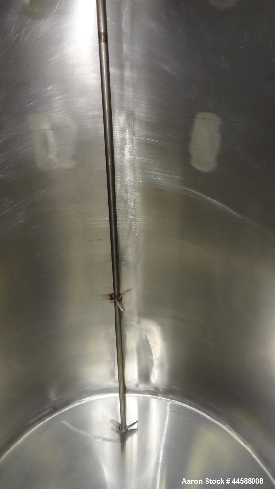 Used Perma-San Tank, 120 Gallons, Model OVS, 316 Stainless Steel, Vertical. Approximately 30" diameter x 41" straight side, open top with 1/2 hinged covers, sloped bottom.  Clamp on Lightnin agitator...