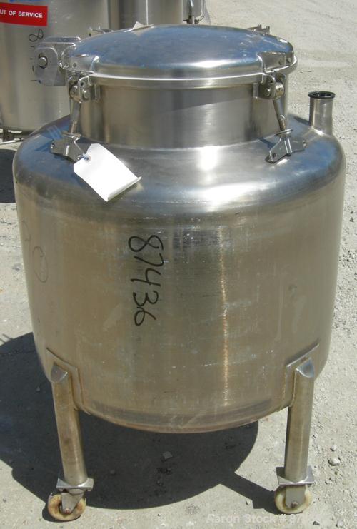 USED: Perma San tank, 80 gallon, 316 stainless steel, vertical. 32" diameter x 22" straight side, dish top and bottom. Openings: top (2) 2" tri clamp, 20" manway with cover; 2" tri clamp center botto...