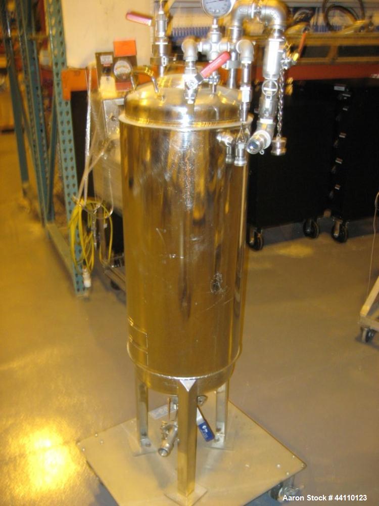 Used Pope Scientific, Alloy Products, Vessel 130 @ 300 F, Built 1964, S# 32724.001. Jacket 304, rated 40 @ 250 F